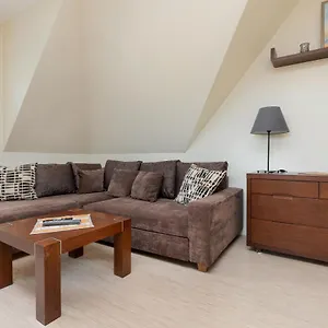 https://piastowska-apartment-jelitkowo-beach-by-renters.sopothotels.com